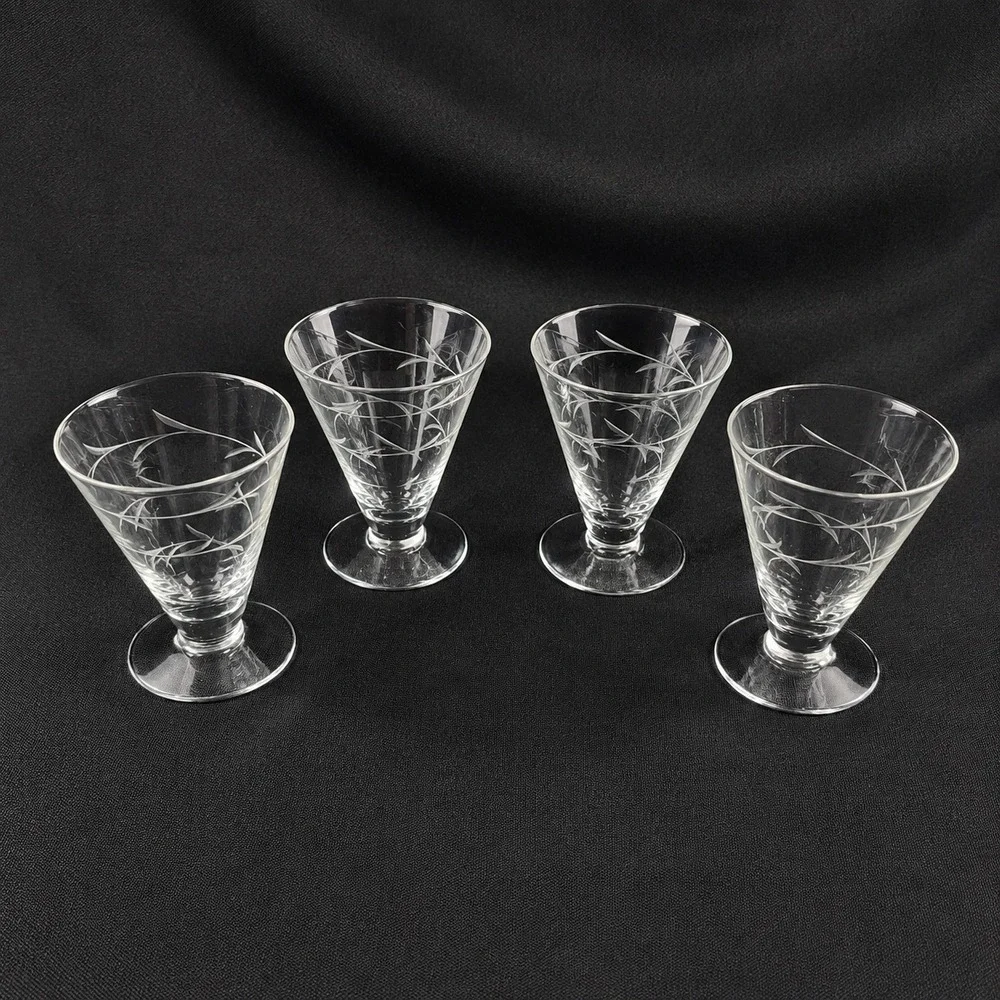 Vintage Etched Vine Footed Pilsner Style Tumbler Glasses Set of 4 Clear 4.75